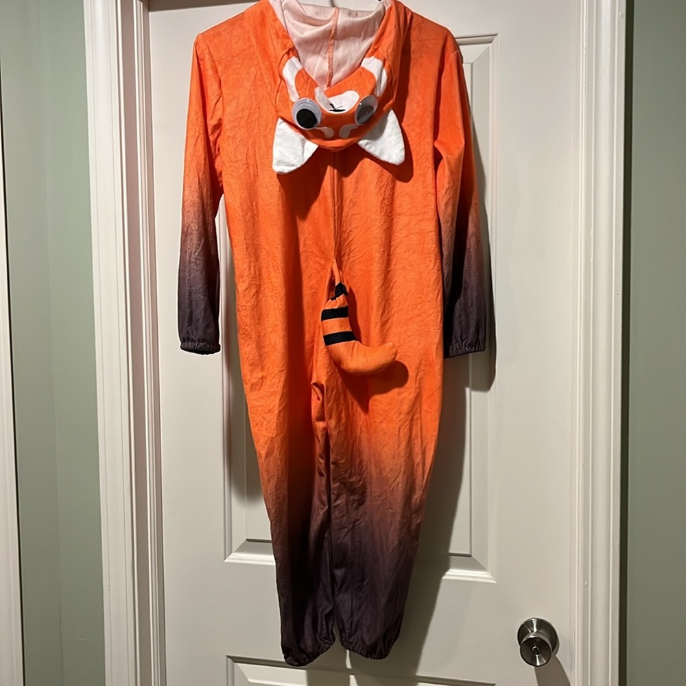 Kids large red panda costume- Halloween 🎃 - Picture 2 of 3